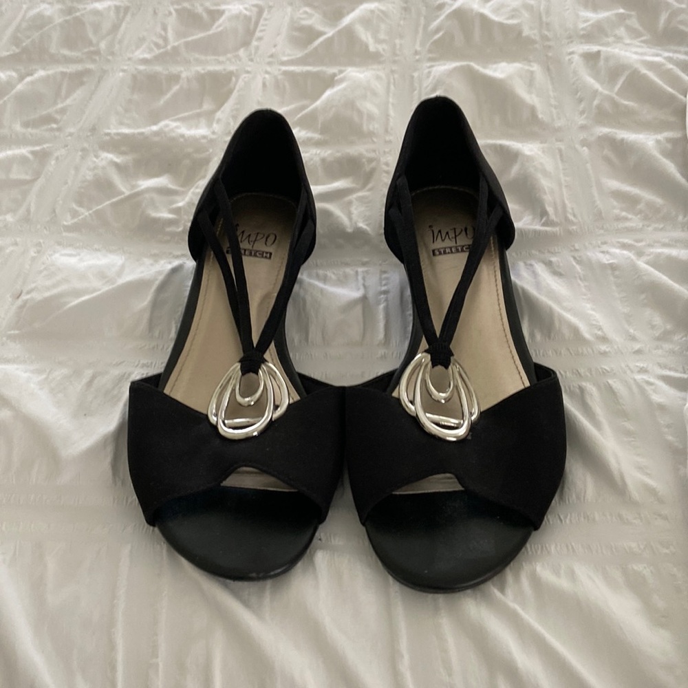 Nice black low wedges